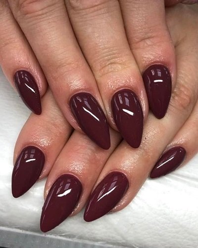 red nail trend at best nails bar in coventry