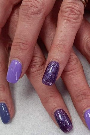 nail-services-at-top-beauty-salon-in-coventry