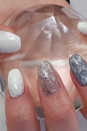 NAILS-AT-SUZANNES-HAIR-BEAUTY-SALON-IN-COVENTRY