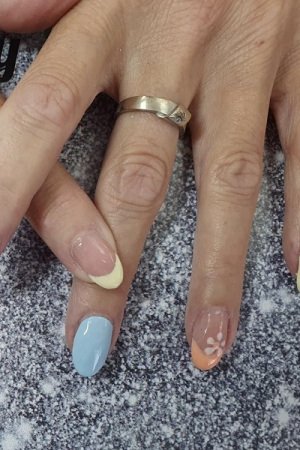 best-nails-at-suzannes-beauty-salon-coventry-paula-brine