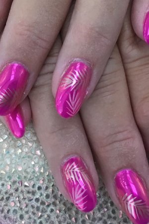 best-nail-extensions-salon-in-coventry