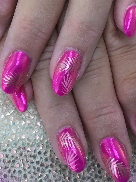 best-nail-extensions-salon-in-coventry