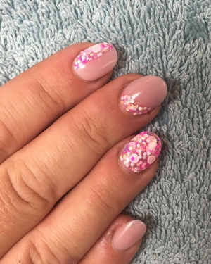 Gemma Crowthers nails at Suzannes Stoke, Coventry