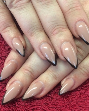Gemma Crowthers nails at Suzannes Stoke, Coventry