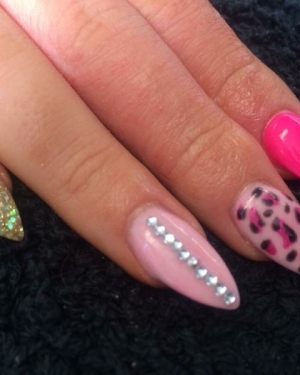 Gemma Crowthers nails at Suzannes Stoke, Coventry