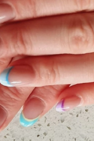 NAIL-EXPERT-LISA-AT-TOP-COVENTRY-SALON
