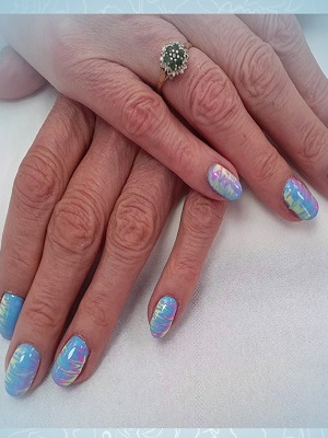 NAILS-AT-SUZANNES-BEAUTY-SALON-IN-COVENTRY