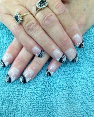 Best Nails Salon in Coventry at Suzanne's Hair & Beauty