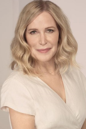 WAVY-BOBBED-HAIRSTYLE