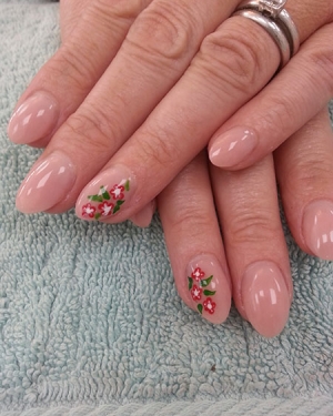 suzanne french nails at Coventry nail clinic